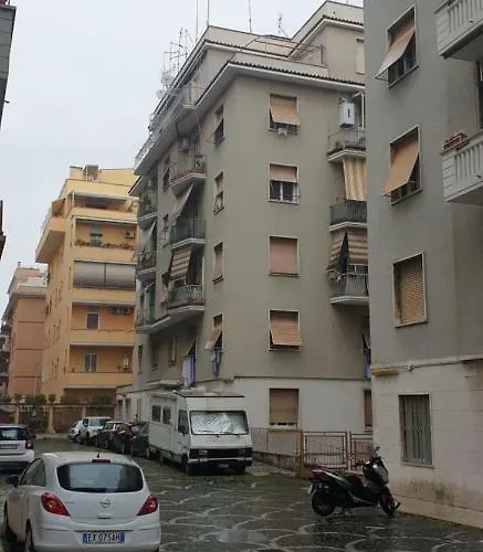 Affittacamere Tourist House 2 *